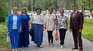 ГОСТЕПРИИМНАЯ ШАРЬЯ ВСТРЕТИЛА ФЕСТИВАЛЬ «ДОРОГАМИ НАРОДНЫХ ТРАДИЦИЙ» 
